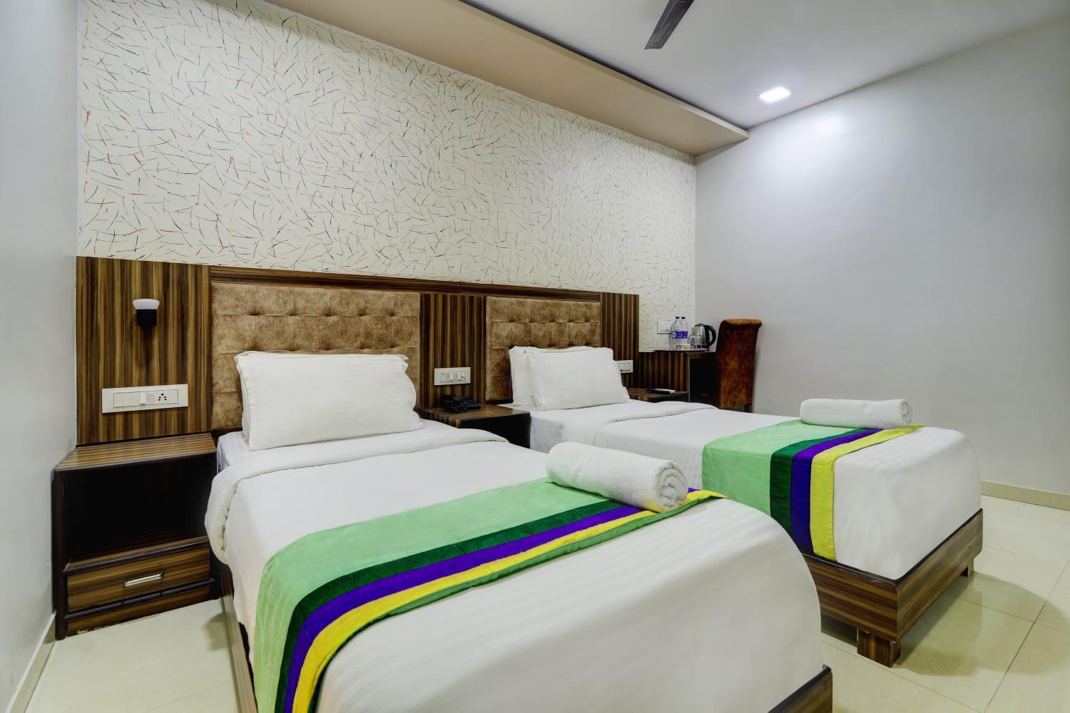 Hotel Blue Terminal มุมไบ ภายนอก รูปภาพ
