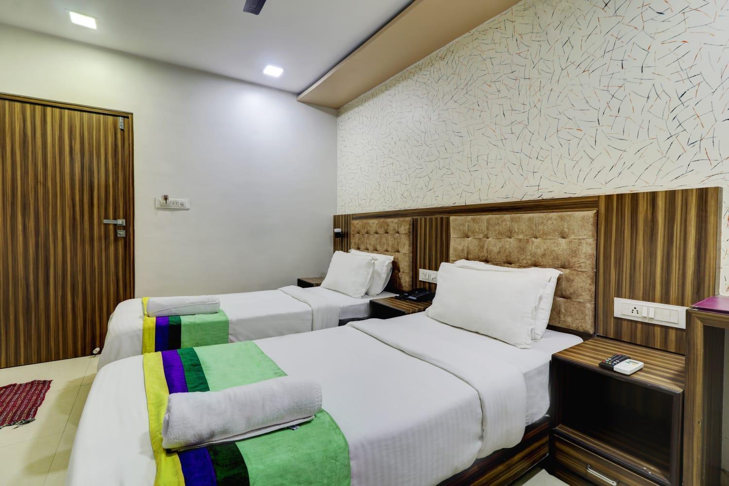 Hotel Blue Terminal มุมไบ ภายนอก รูปภาพ